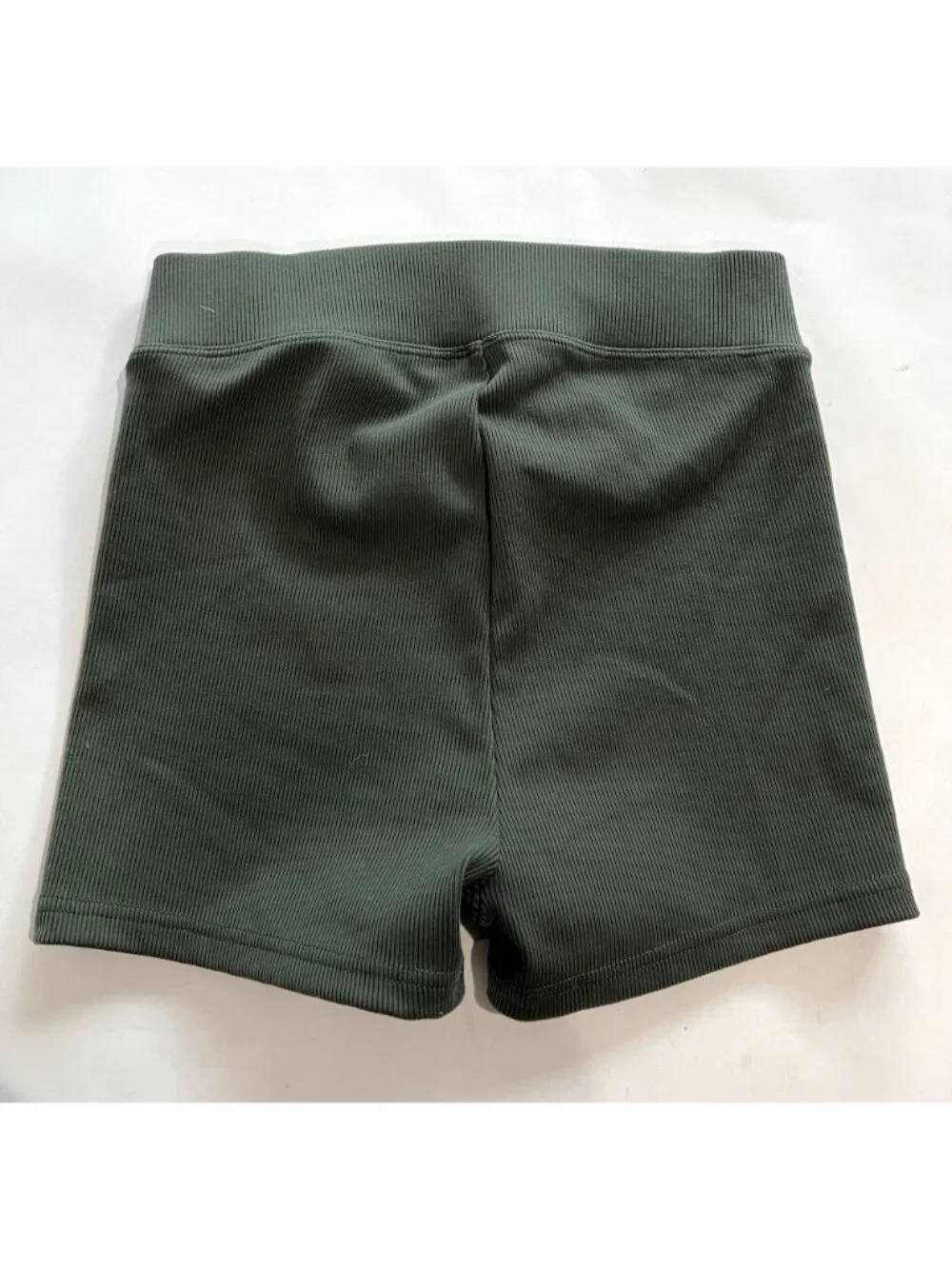 ALO Yoga Goddess Ribbed High-Waist Hot Shorts in Dark Cactus Green